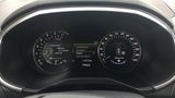 Das Cockpit des Ford Edge 2.0 TDCi