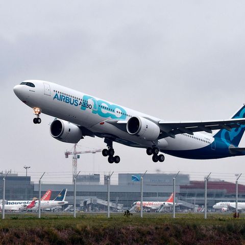 Airbus A330neo beim Erstflug