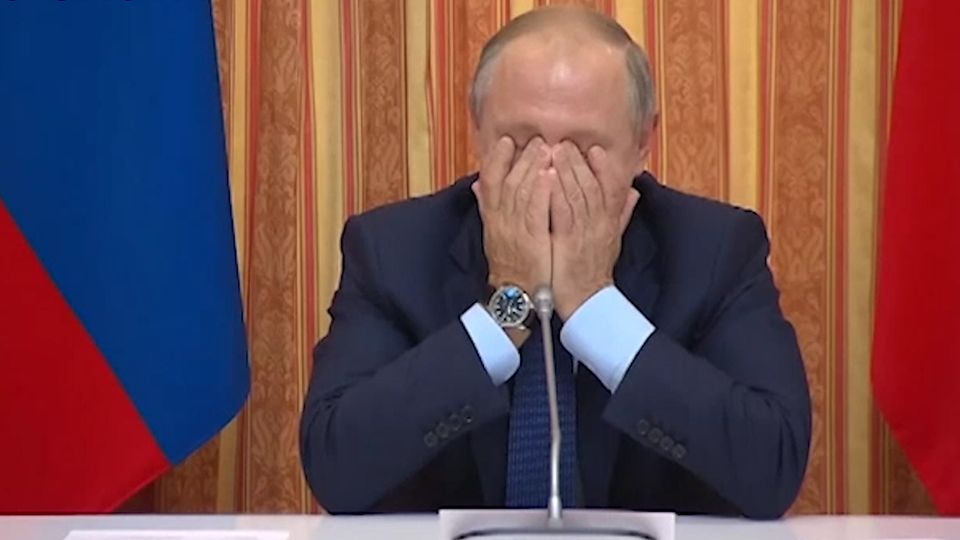 Gewagte Exportidee: Putin lacht sich über eigenen Minister schlapp Gewagte Exportidee: Putin lacht sich über eigenen Minister schlapp