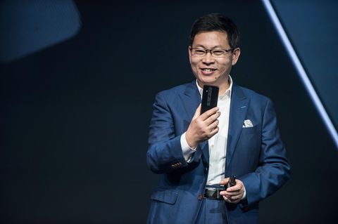 Huaweis Smartphone-Chef Richard Yu präsentiert das Mate 10 Pro