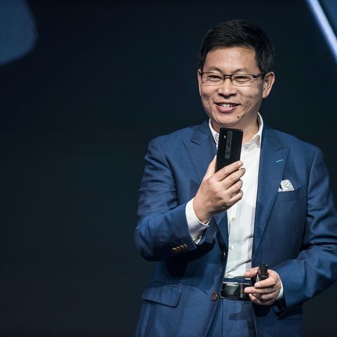 Huaweis Smartphone-Chef Richard Yu präsentiert das Mate 10 Pro