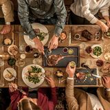 Platz 9: Little London Bar & Grill, München   Die Bewertungen: "Besser geht's nicht", "DAS Haus für Steaks und Gin in München", "Volltreffer"