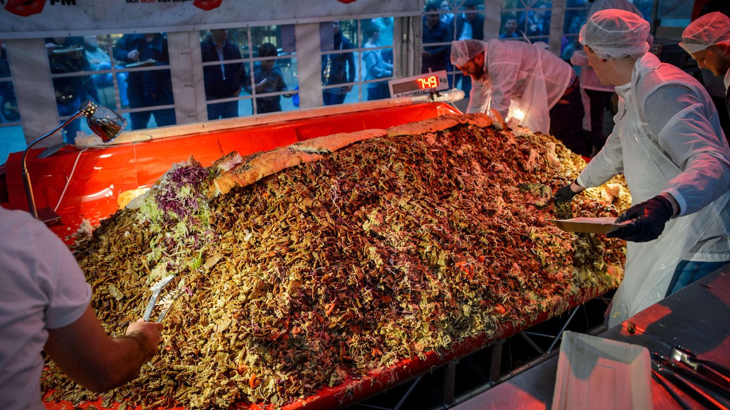 Der größte Döner der Welt kommt aus Berlin
