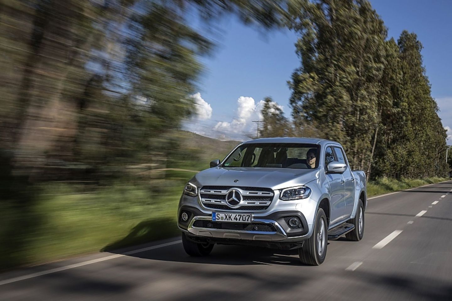 Die Mercedes X-Klasse 250d 4Matic wiegt 2.234 Kilogramm