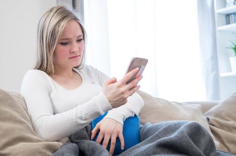 Frauen verwenden bei Lügen in Textnachrichten im Schnitt mehr Wörter.