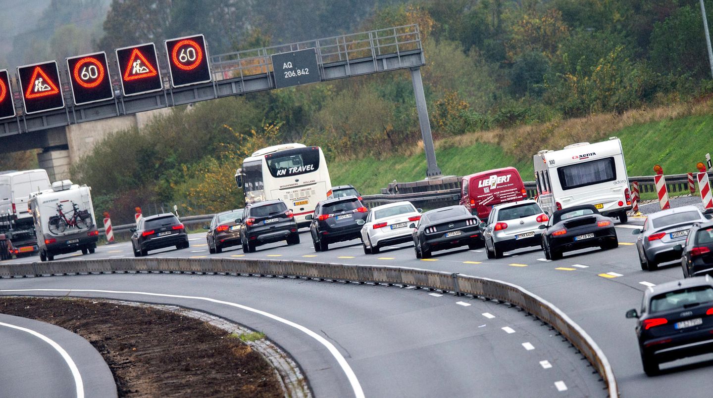 Die Autobahn A2 (Archiv)