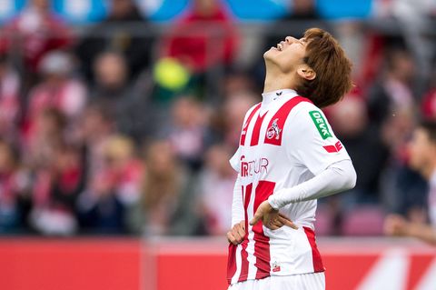 Bundesliga Sonntag Köln Bremen: Kölns Yuya Osako nach einer vergebenen Torchance