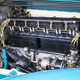 Die Technik des Reihensechszylinders ist feinste Mechanik