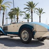 Das Heck ist aerodynamisch geformt