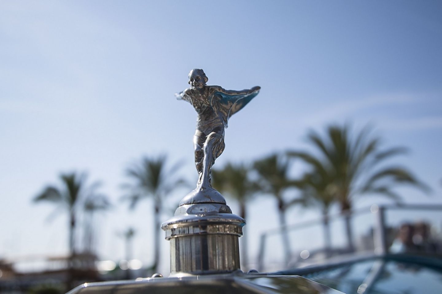 Die Spirit of Ecstasy ziert den Kühler