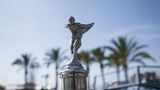 Die Spirit of Ecstasy ziert den Kühler