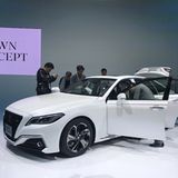 Toyota Crown - eine sehr seriennahe Studie des Mittelklassemodells