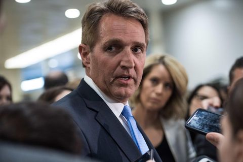 Senator Jeff Flake schießt scharf gegen Donald Trump - doch das wird nichts ändern