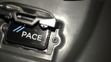 Der Pace Link-Dongle muss immer in der Diagnose-Schnittstelle stecken, sonst funktioniert das System nicht