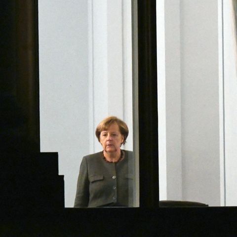 Lange Gesichter bei den möglichen Jamaika-Partnern, auch bei Bundeskanzlerin Angela Merkel (CDU). Die Gespräche stocken.