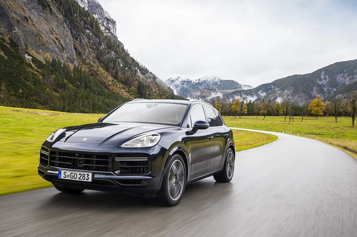 Nach 4,1 Sekunden erreicht der Cayenne Turbo Landstraßengeschwindigkeit