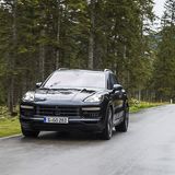 Der Porsche Cayenne Turbo schafft 286 km/h Höchstgeschwindigkeit