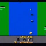 Das Videospiel "River Raid" wird in Deutschland indiziert, weil es eine "paramilitärische Ausbildung im Kindesalter" sei