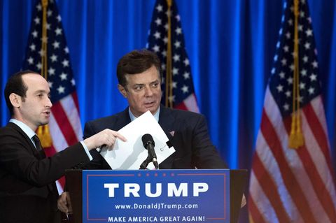 Donald Trumps Ex-Wahlkampfleiter Paul Manafort (r.) steht jetzt unter Hausarrest
