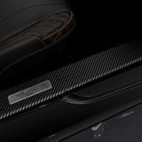 Die Plakette befindet sich im Innenraum