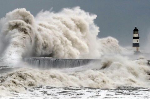 Ein Sturm in der Nordsee: In der Deutschen Bucht sind bereits viele Schiffe auf Grund gelaufen