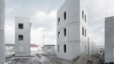 Halbfertige Plattenbauten: Auch das französische Militär trainiert für den Häuserkampf in einer künstlich errichteten Stadt.