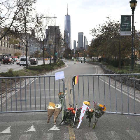 Der Tatort in Manhattan: Im Hintergrund sieht man deutlich das One World Trade Center.