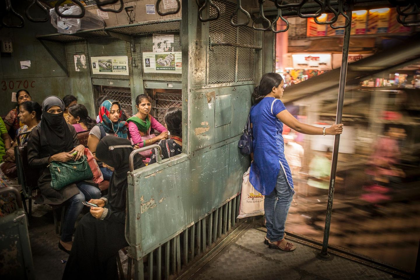 Die Nahverkehrszüge Mumbais