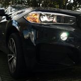 Beleuchtung  Für die dunkle Jahreszeit sollten alle Leuchten auf ihre Funktionsfähigkeit gecheckt werden: Bei neueren Wagen wird ein Defekt automatisch angezeigt. Die richtige Einstellung der Frontleuchten kann man bei einem Lichttest in der Werkstatt feststellen.