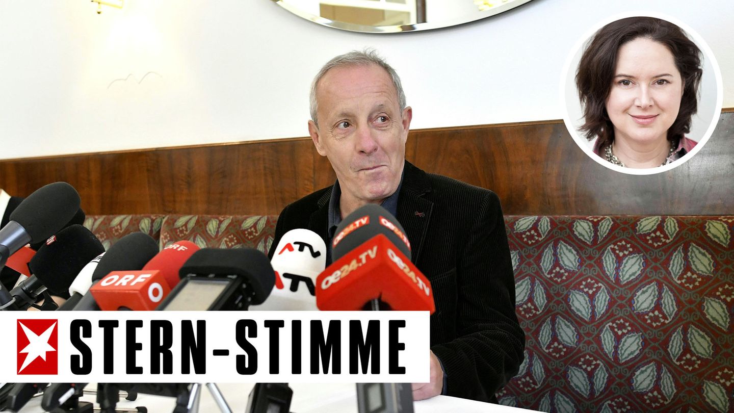 Peter Pilz bei einer Pressekonferenz in Wien