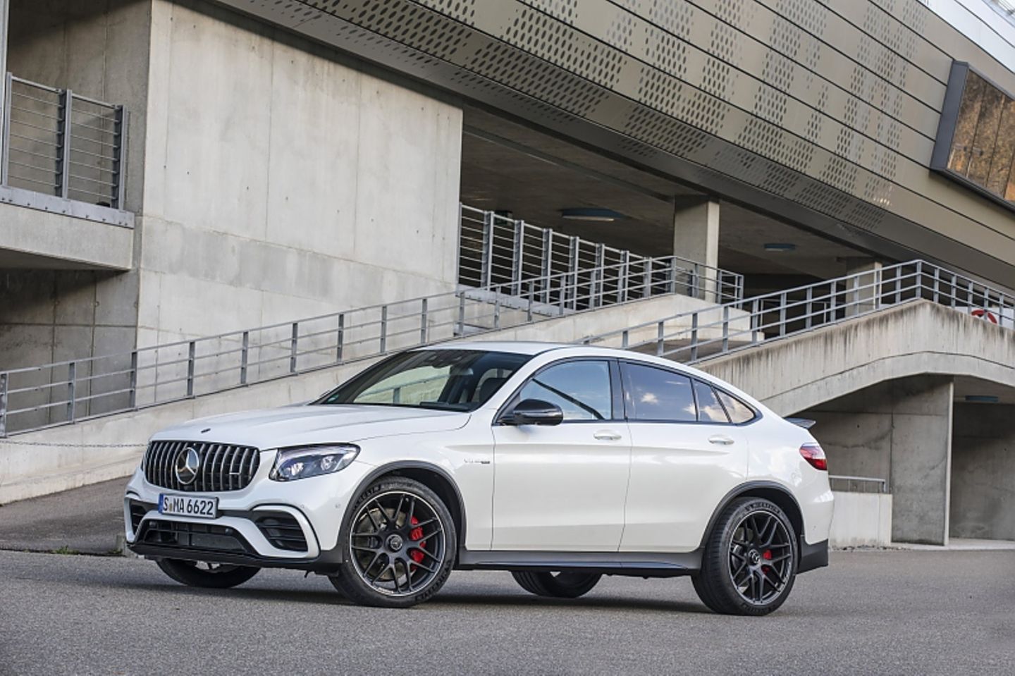 Mercedes AMG GLC 63 S Coupé - 4,75 Meter lang
