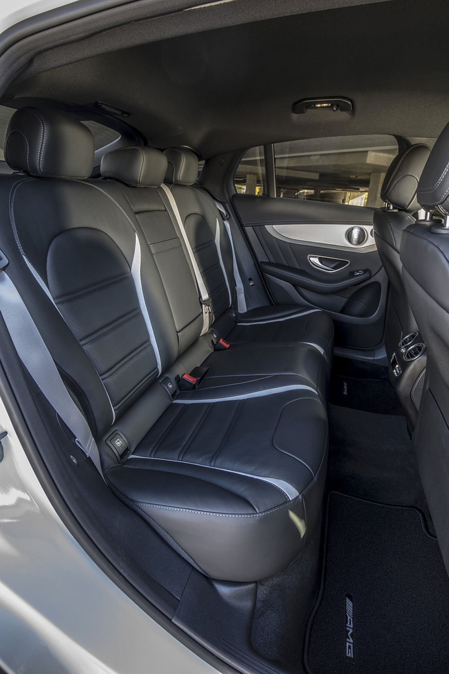 Mercedes AMG GLC 63 S Coupé - reicht für zwei - zu knapp für drei