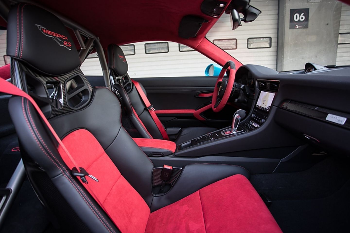 Porsche 911 GT2 RS