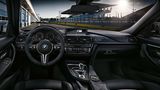 Das Cockpit des BMW M3 CS