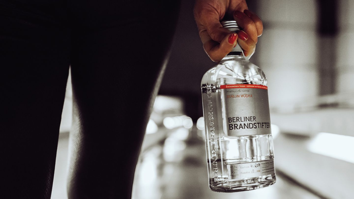 Der Vodka von Berliner Brandstifter hat 43,3 Volumenprozent.
