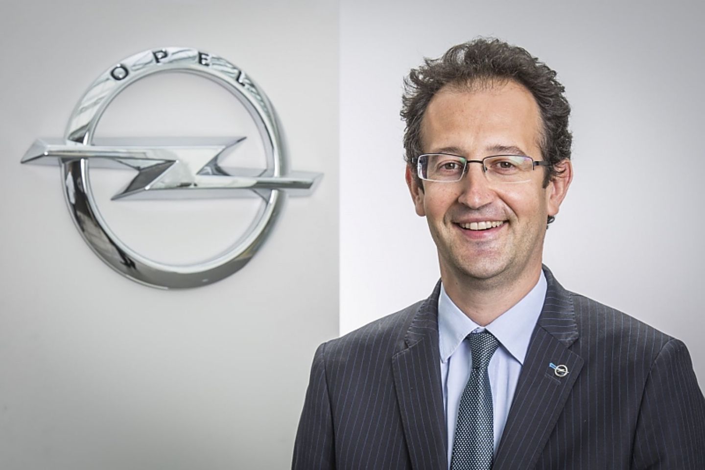 Philippe de Rovira wird Opel-Finanzvorstand)