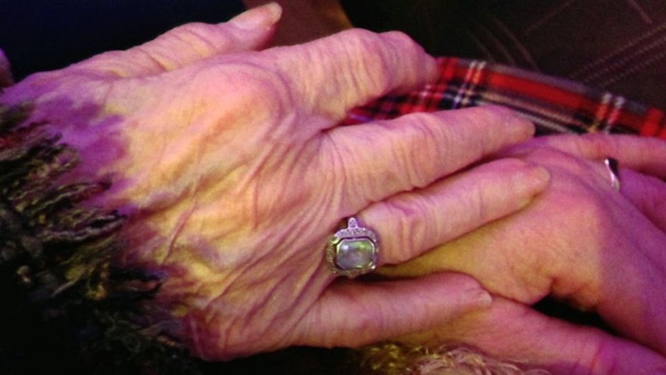 Ruth Meros ist eine von drei jüdischen Münchnern, die vor 1933 geboren wurden und heute noch berichten können