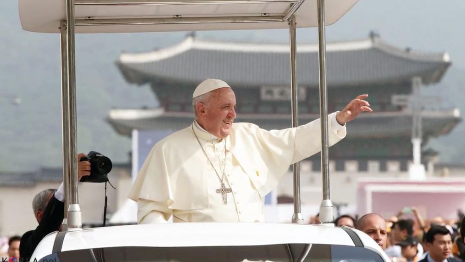 Wiener Erzbischof Christoph Schönborn: "Ich war zu naiv": Der Papst-Fan über Missbrauch in der Kirche und den Umgang mit den Tätern Wiener Erzbischof Christoph Schönborn: "Ich war zu naiv": Der Papst-Fan über Missbrauch in der Kirche und den Umgang mit den Tätern