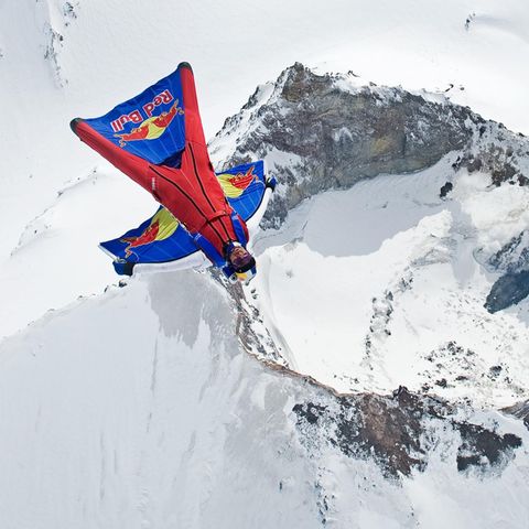 Basejumper Waleri Rosow stürzte bei einen Rekordversuch im Himalaya in den Tod