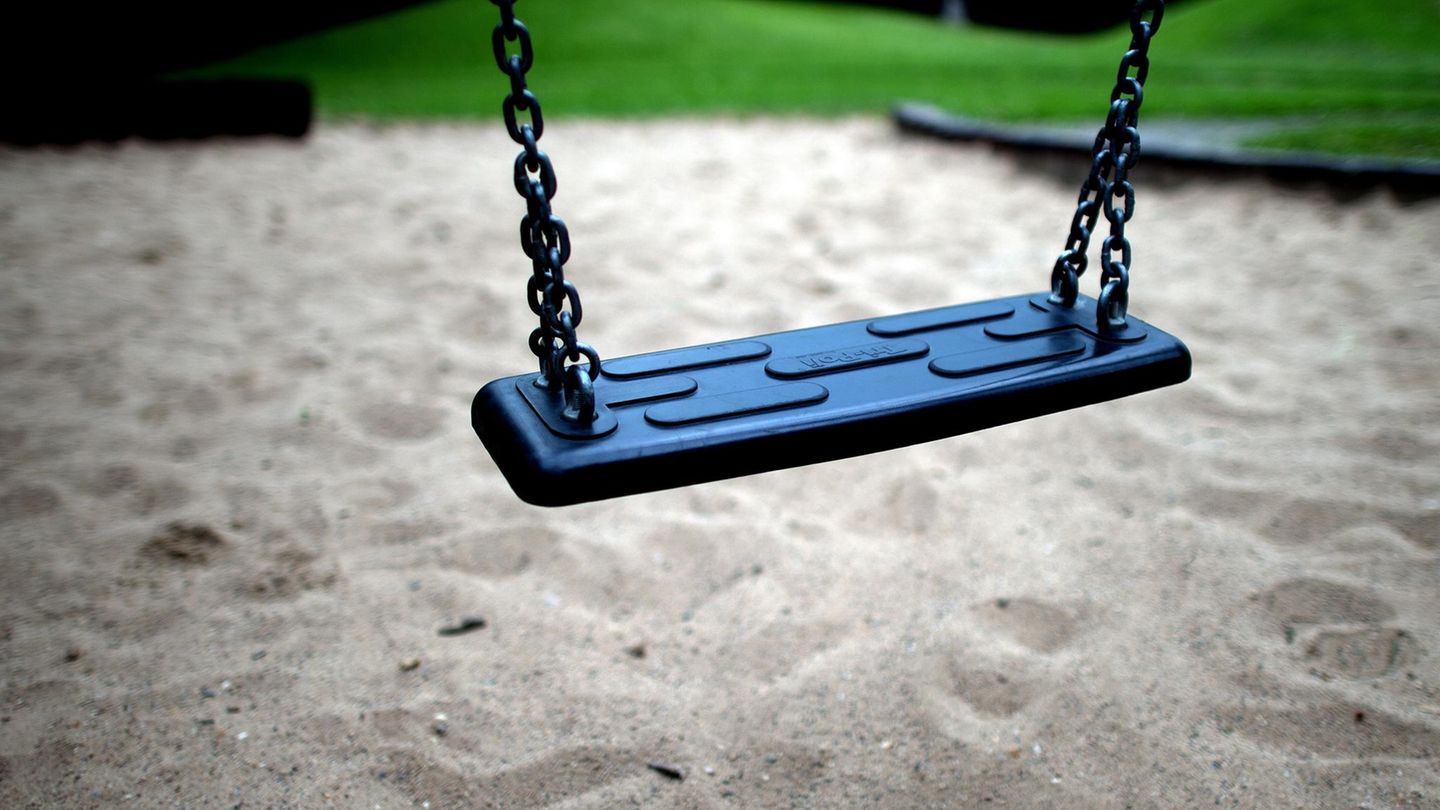 Finnland - Spielplatz - Dreijähriges Kind erstochen