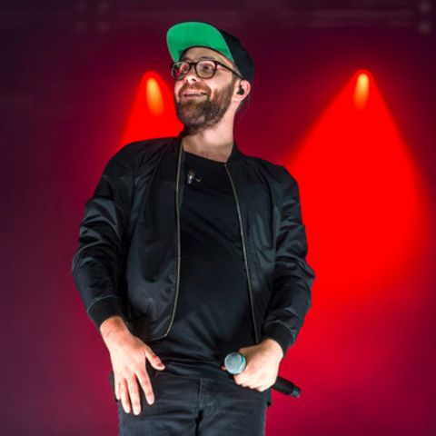 Sänger, Songwriter und Fußballfan: 10 Fakten über Mark Forster