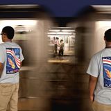 Wer ein Spiel der US Open verfolgen möchte, muss an der Station Mets-Willets Point aussteigen, um zum Billie Jean King National Tennis Center zu gelangen.