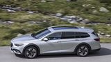 Der Opel Insignia Country Tourer hat 25 Millimeter mehr Bodenfreiheit als der Sports Tourer