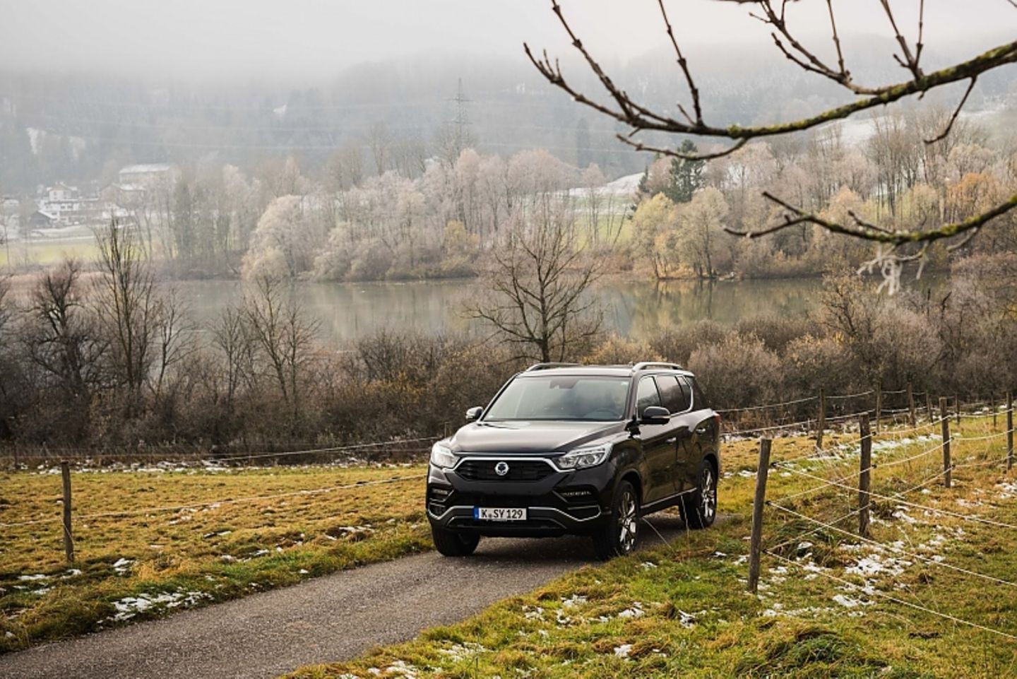 SsangYong Rexton e XDI 220 4WD - zieht auch im Gelände bis zu 3,5 Tonnen