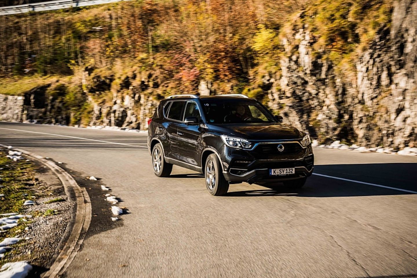 SsangYong Rexton e XDI 220 4WD - ein echter Geländewagen