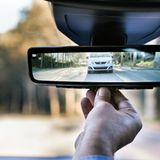 Der Rückspiegel im Seat Leon Cristobal dient als Bildschirm für die Heckkamera