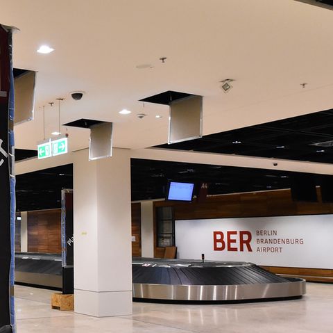 Noch herrscht Leere in den Terminals des Hauptstadtflughafens BER - doch die Arbeiten gehen offenbar voran (Archivbild)