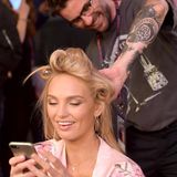 Candice Swanpoel Backstage bei der Victoria's Secret Fashion Show in Shanghai