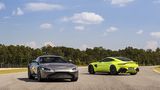 Den Aston Martin Vantage gibt es auch in exotischen Farben