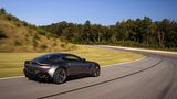 Der Aston Martin Vantage ost 314 km/h schnell